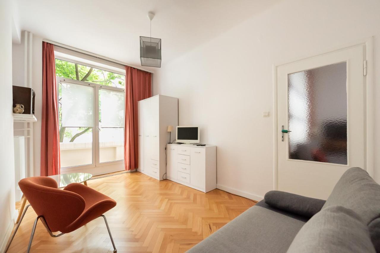 Plac Zbawiciela 3-Bedroom Apartment วอร์ซอ ภายนอก รูปภาพ