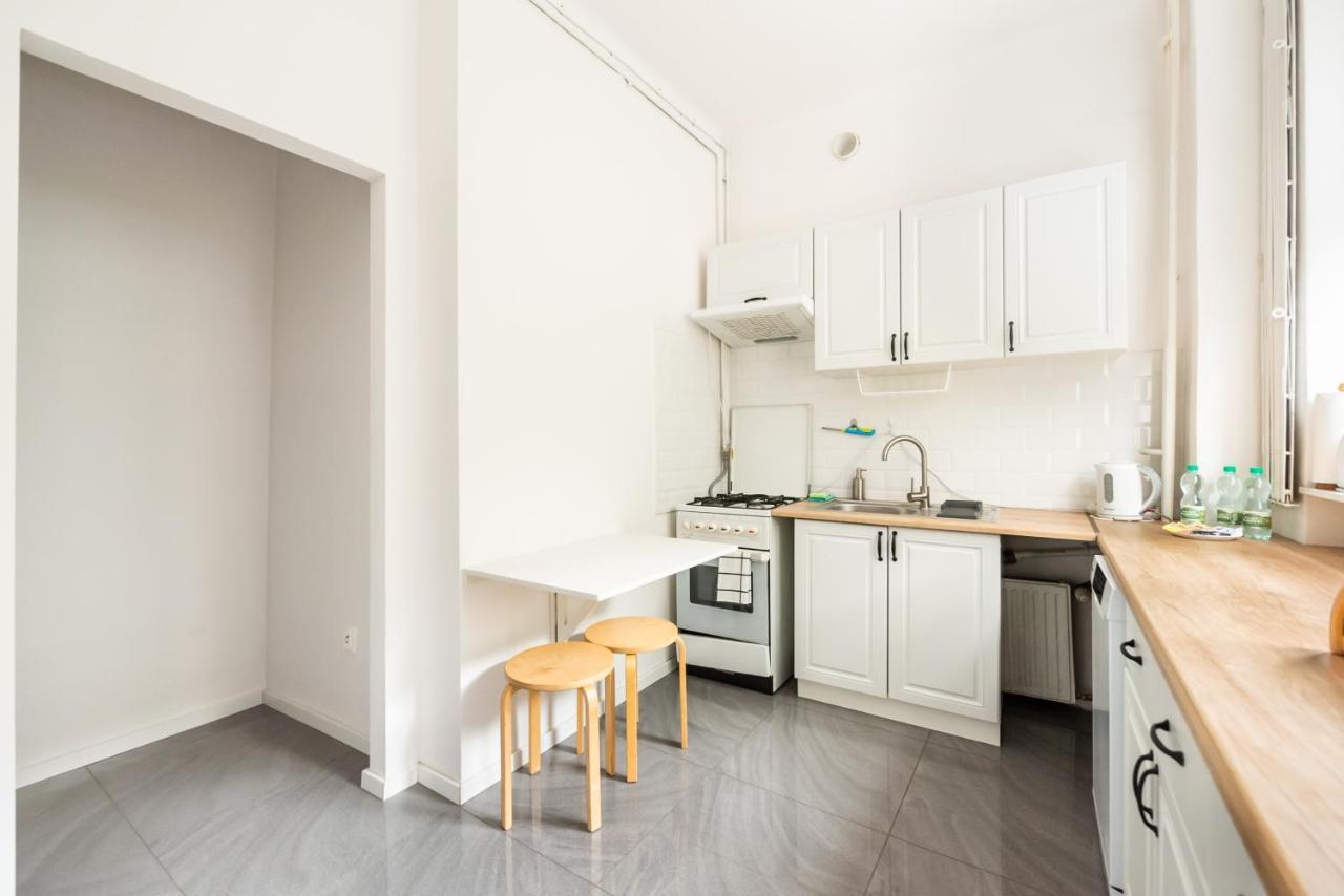 Plac Zbawiciela 3-Bedroom Apartment วอร์ซอ ภายนอก รูปภาพ