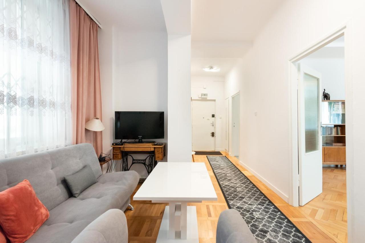 Plac Zbawiciela 3-Bedroom Apartment วอร์ซอ ภายนอก รูปภาพ
