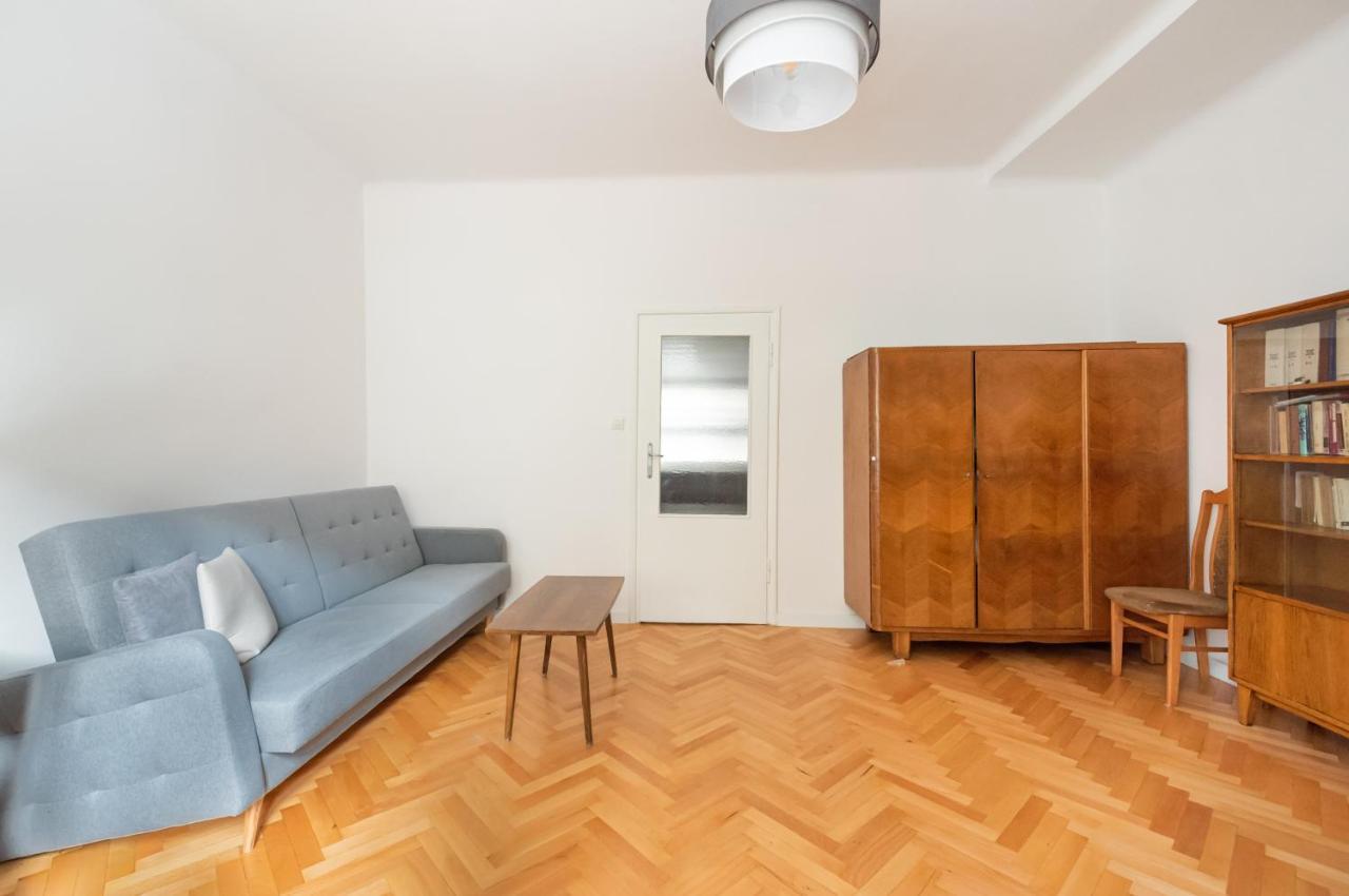 Plac Zbawiciela 3-Bedroom Apartment วอร์ซอ ภายนอก รูปภาพ
